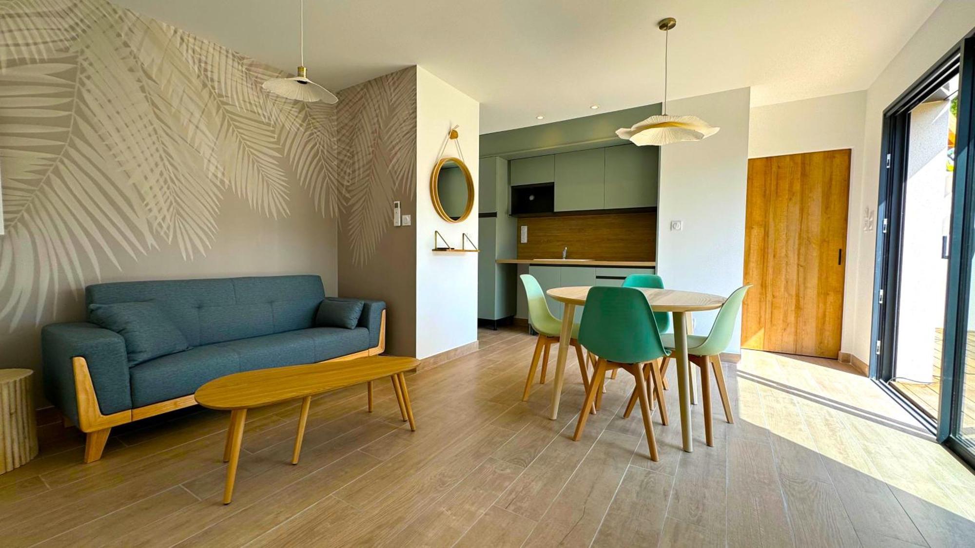 Daya Lodge. LʼIsle-sur-la-Sorgue Dış mekan fotoğraf