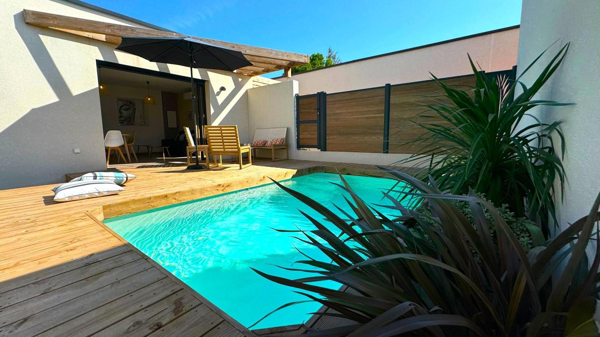 Daya Lodge. LʼIsle-sur-la-Sorgue Dış mekan fotoğraf